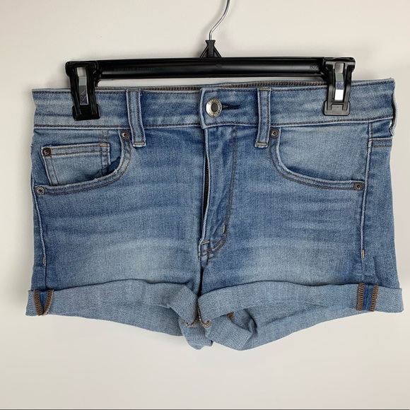 American Eagle Outfitters Pants - American Eagle Women’s Hi-Rise Shortie Size 6